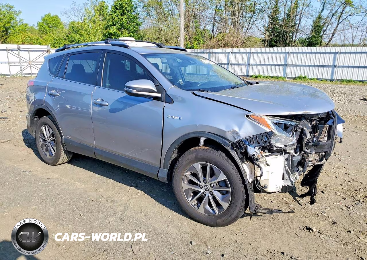 2018 Toyota Rav4 Hybrid Le VIN:JTMRJREV7JD196753 - 4