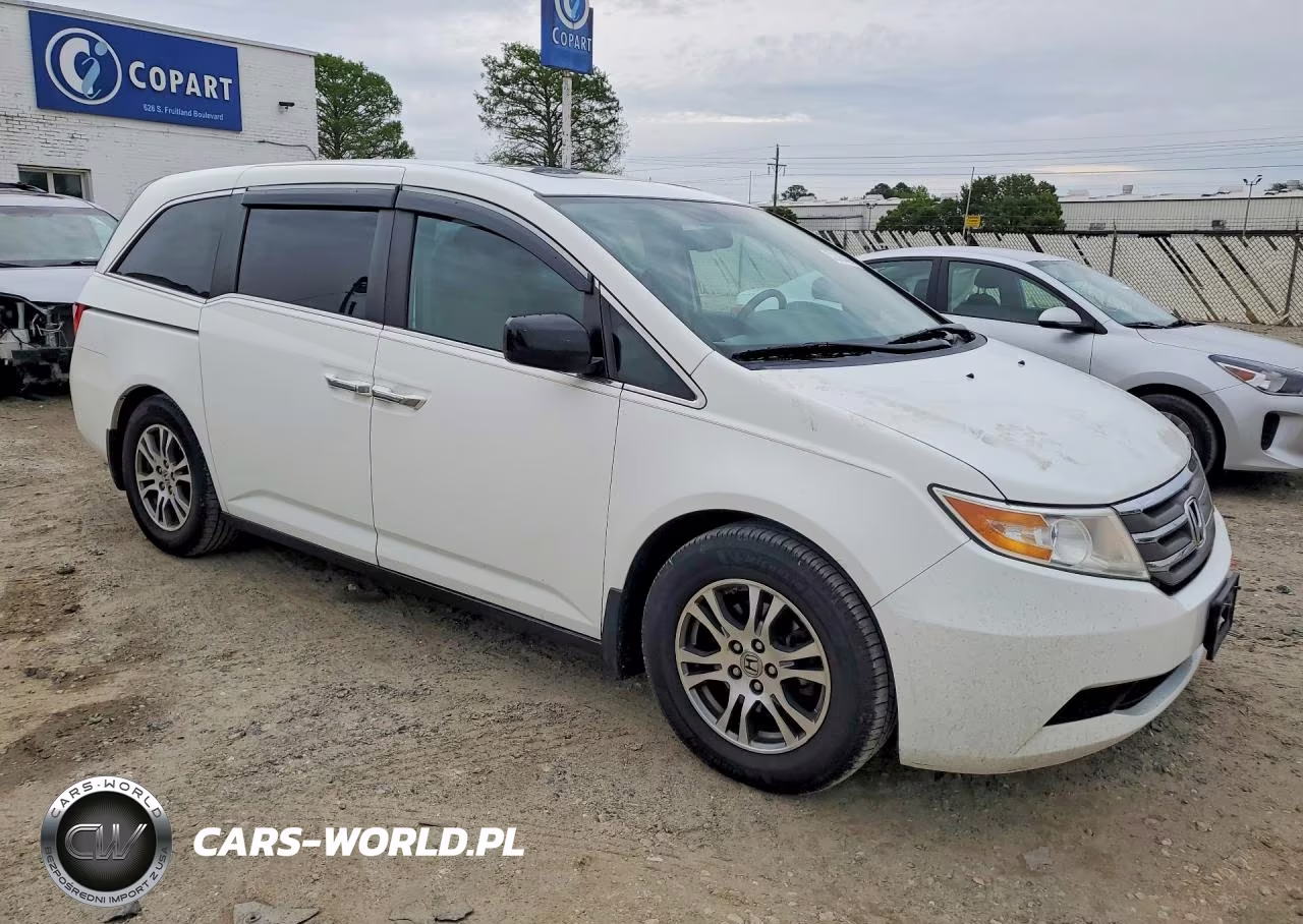2013 Honda Odyssey Exl VIN:5FNRL5H61DB003596 - 4