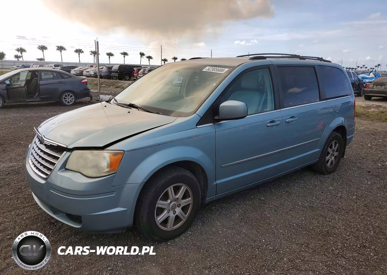 2010 Chrysler Town & Country Touring Plus