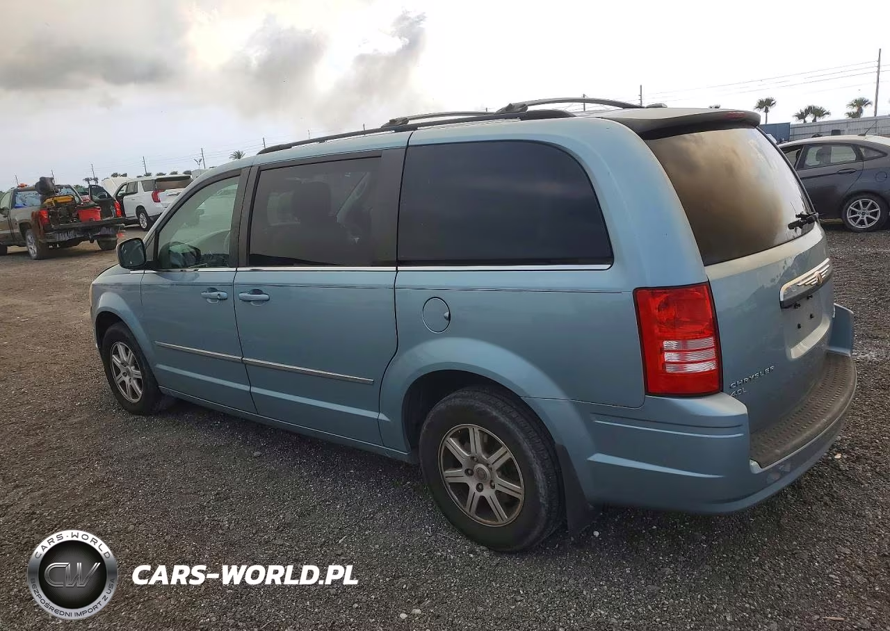 2010 Chrysler Town & Country Touring Plus VIN:2A4RR8DX1AR334171 - 2