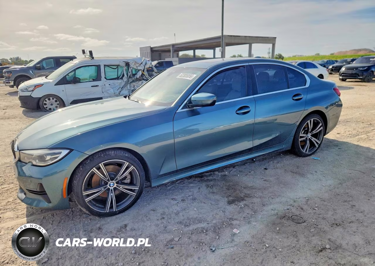 2021 BMW 330I – zdjęcie 1 z 13