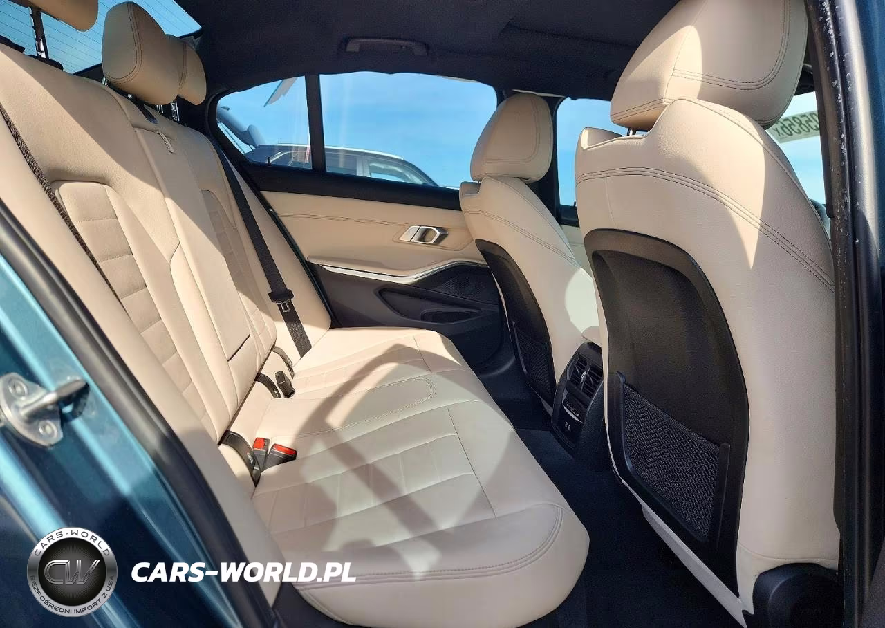 2021 BMW 330I VIN:3MW5R1J09M8C08919 - 10
