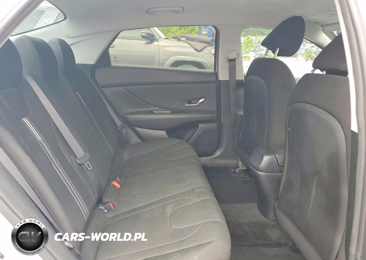 2022 Hyundai Elantra Sel VIN:5NPLS4AG4NH067866 - 10