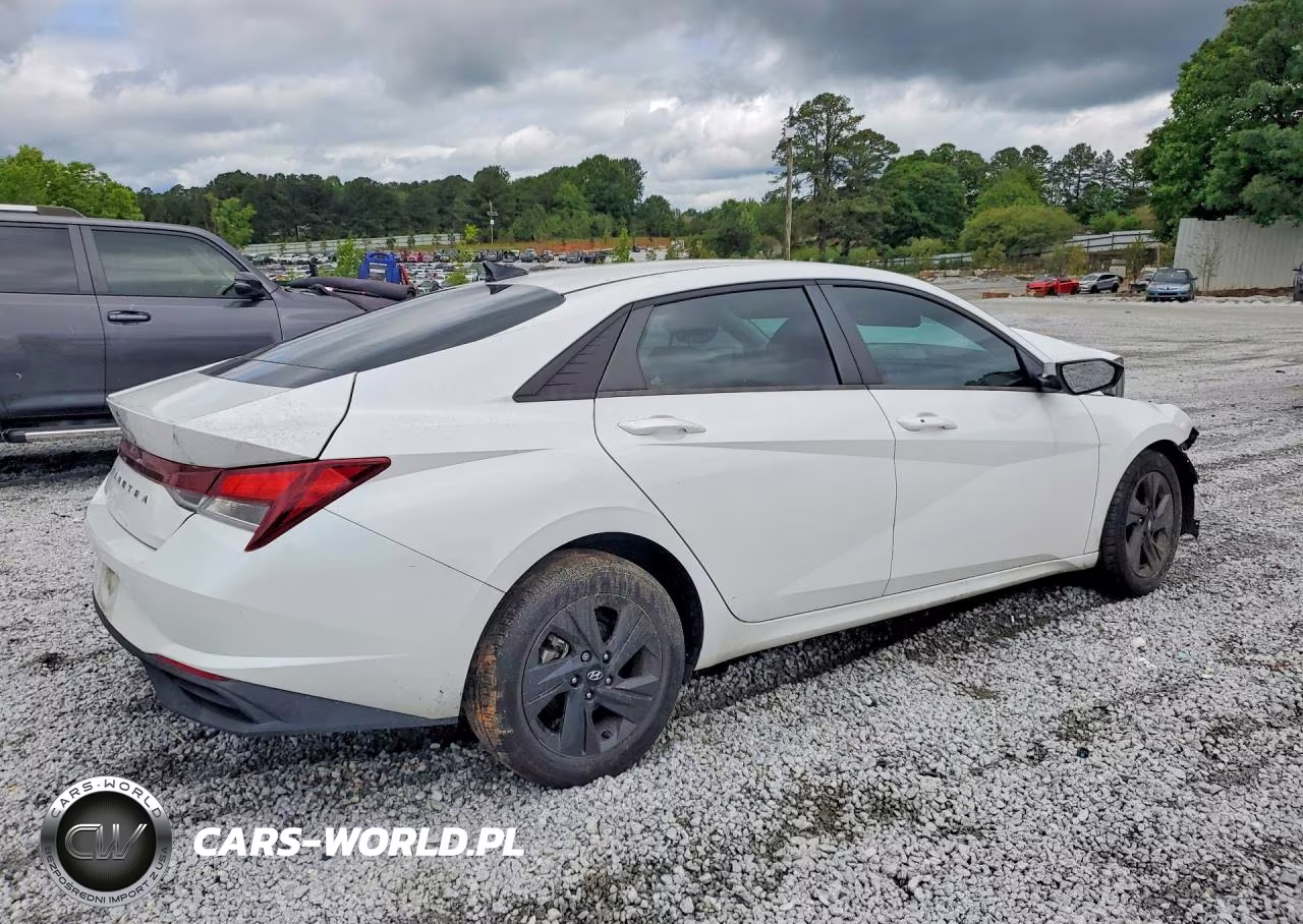 2022 Hyundai Elantra Sel VIN:5NPLS4AG4NH067866 - 3