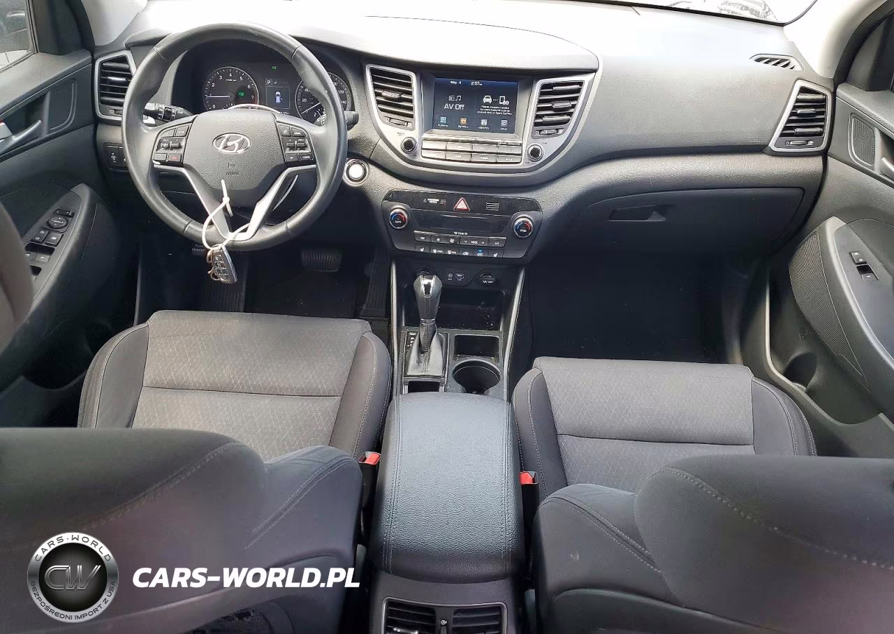 2018 Hyundai Tucson Sport VIN:KM8J33ALXJU745592 - 8