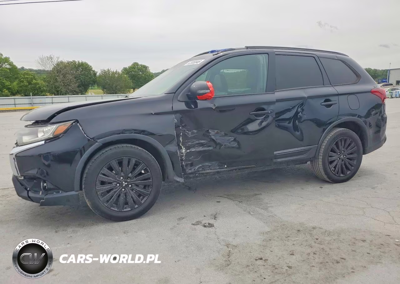 2020 Mitsubishi Outlander Se