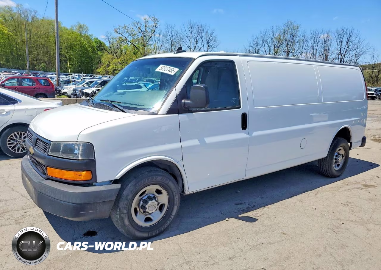 2018 Chev Express G3500