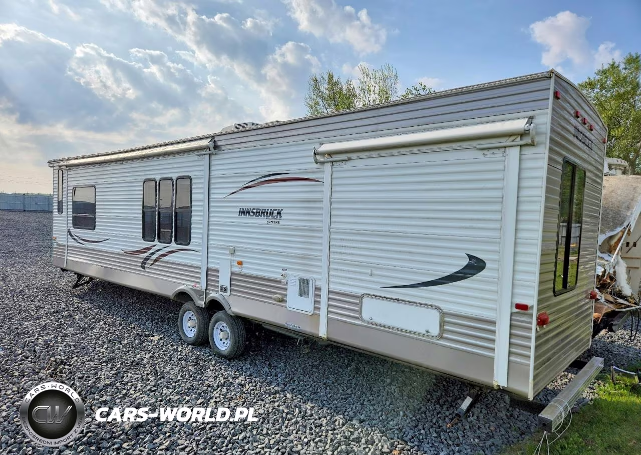 2013 Gulf Stream Coach Innsbruck Camper VIN:1NL1GTU2XD1111646 - 3