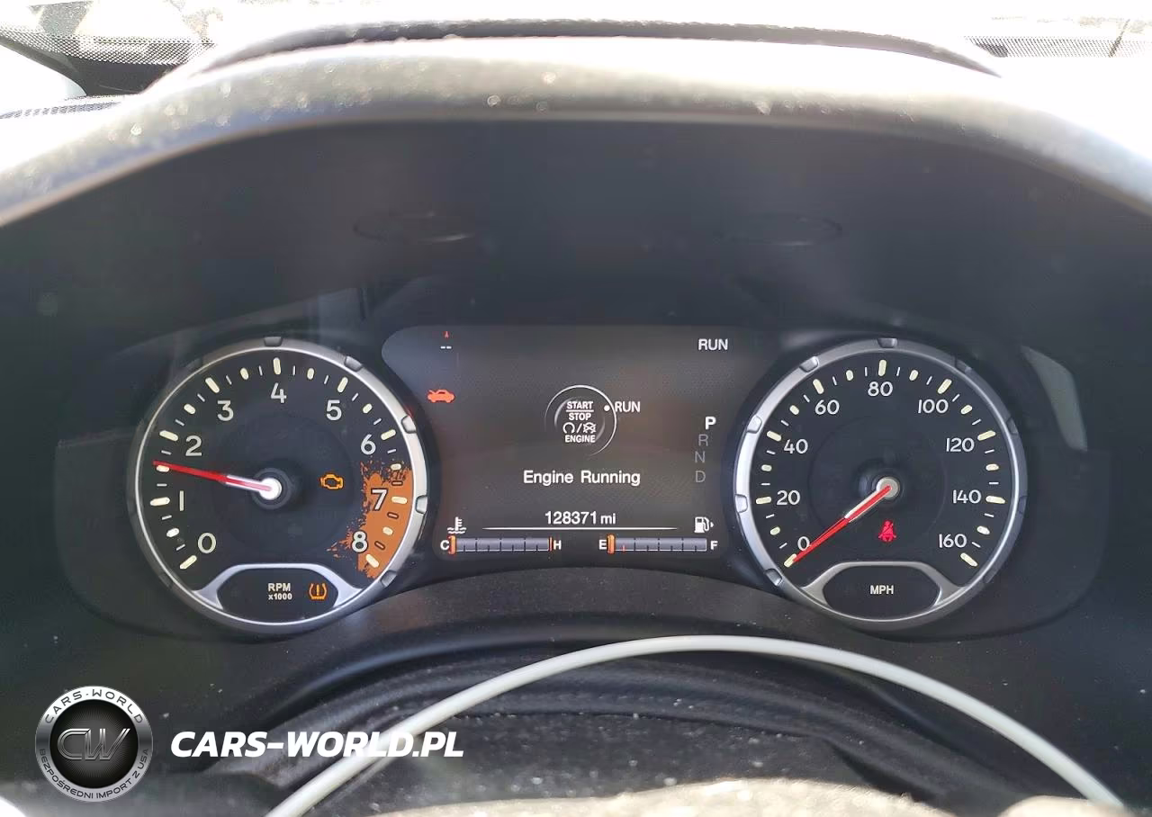 2016 Jeep Renegade Limited VIN:ZACCJBDTXGPD16746 - 9