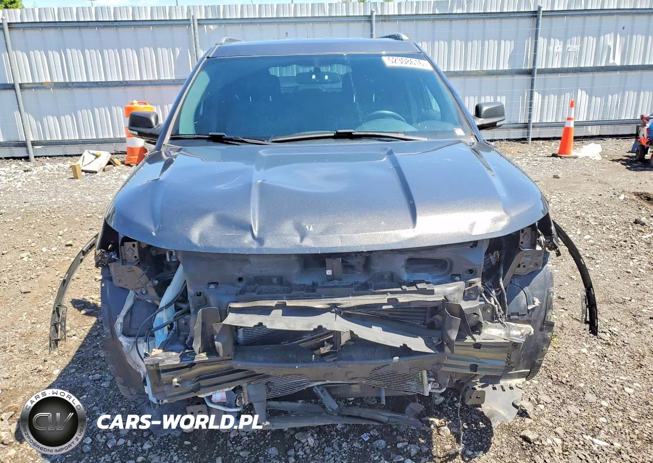 2019 Ford Explorer Xlt VIN:1FM5K7DH3KGB35374 - 5