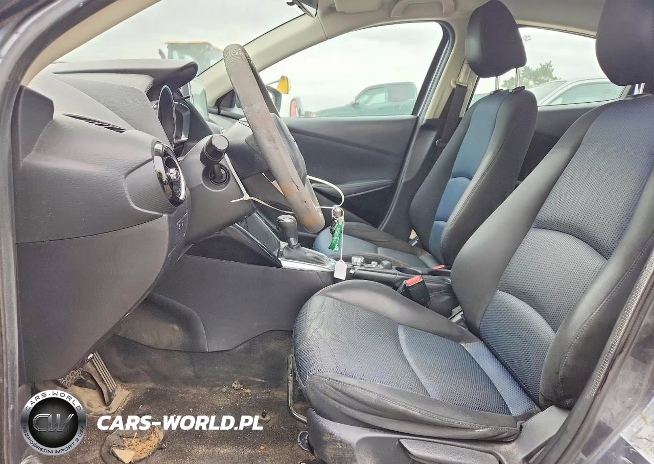 2017 Toyota Yaris Ia Base VIN:3MYDLBYV7HY150419 - 7