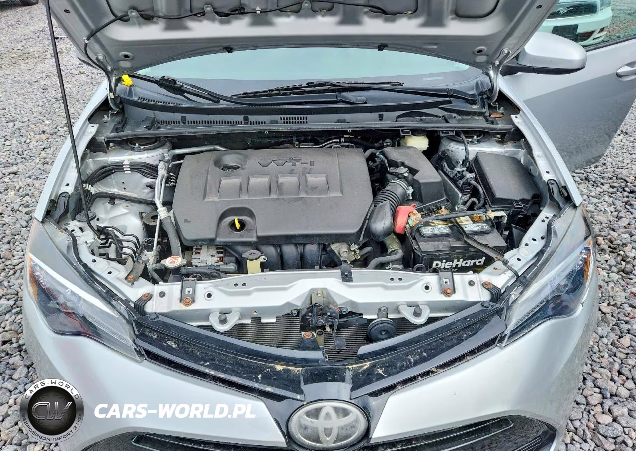2017 Toyota Corolla Le VIN:2T1BURHE2HC933918 - 11
