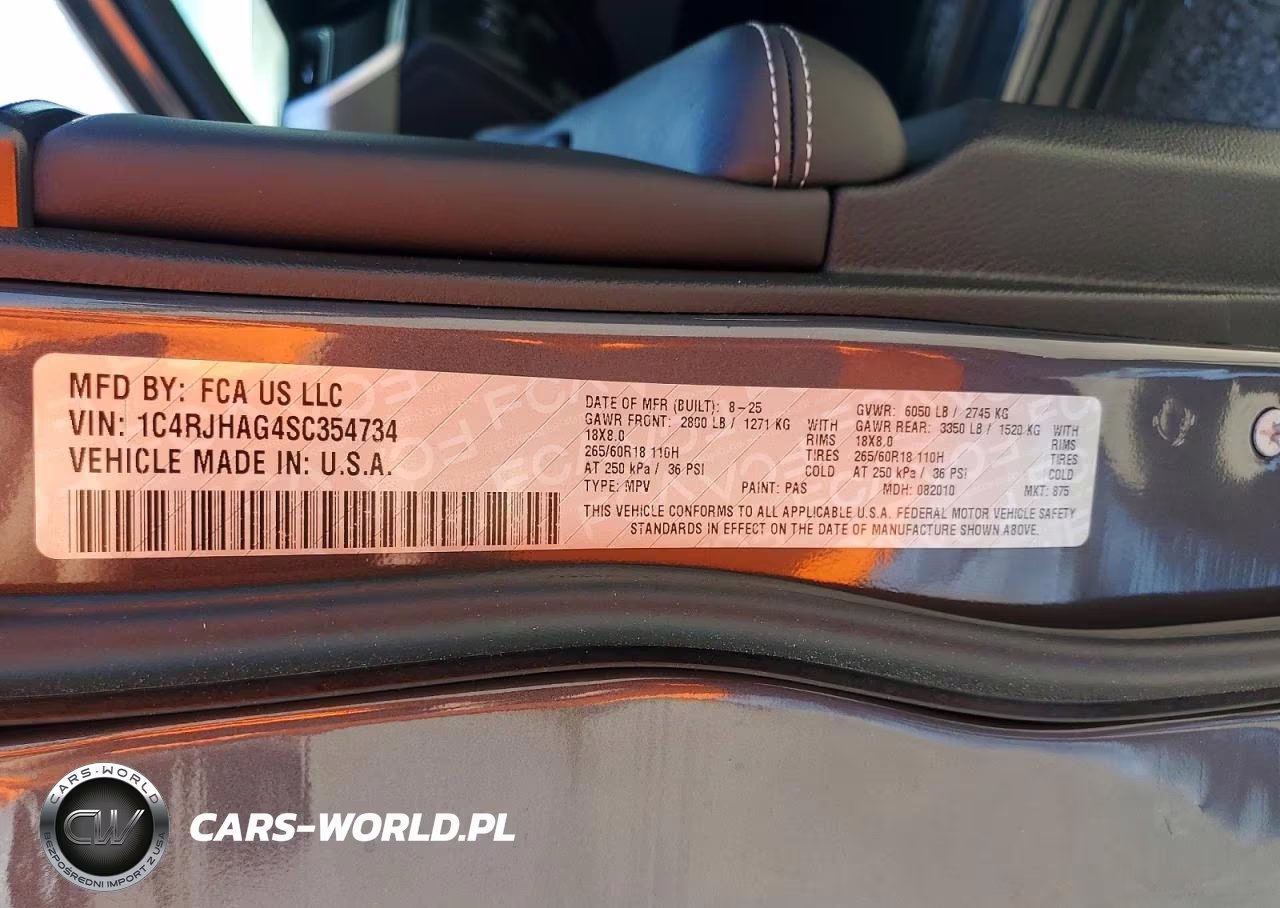 2025 Jeep Grand Cherokee Laredo VIN:1C4RJHAG4SC354734 - 13