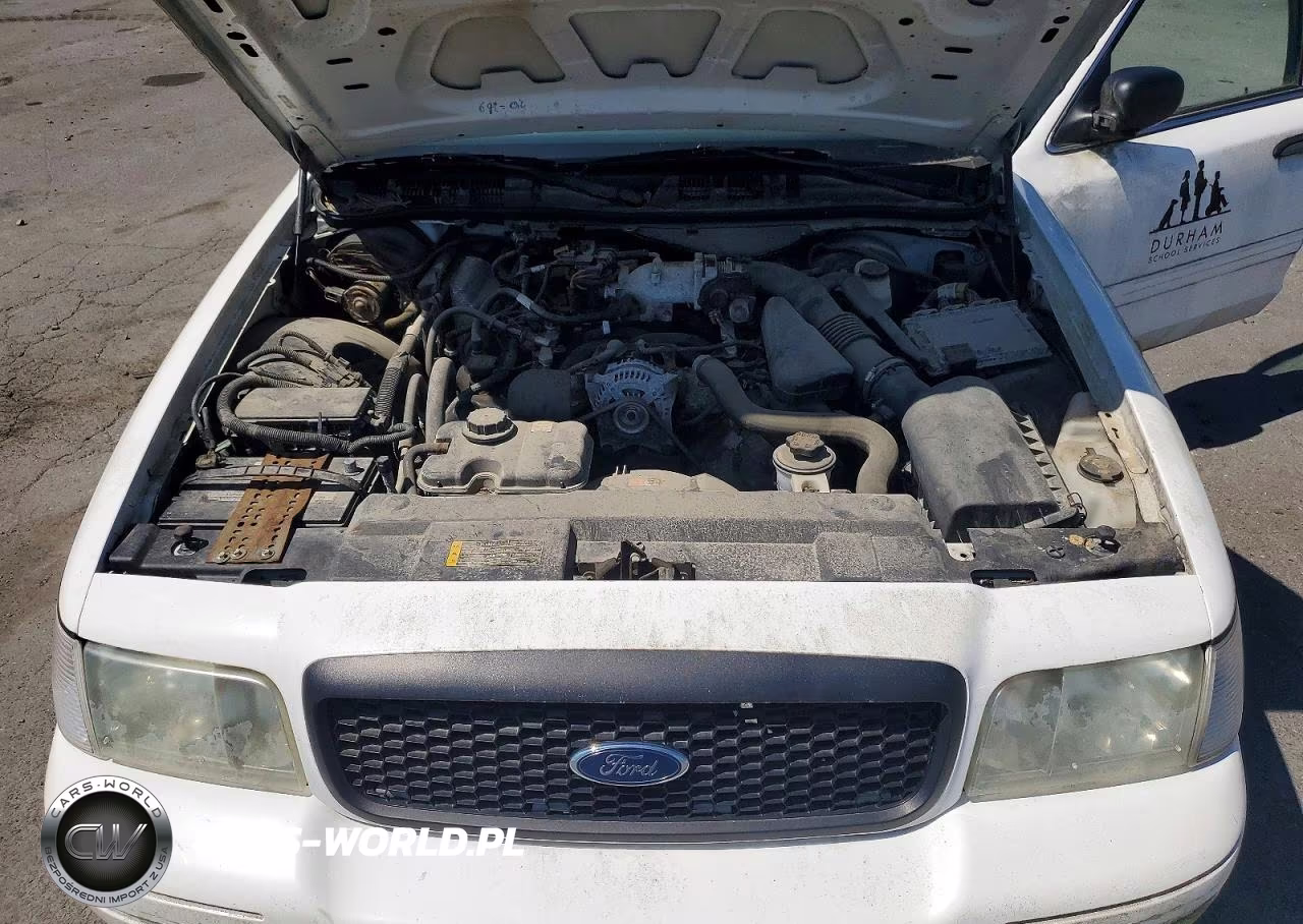2010 Ford Crown Victoria S VIN:2FABP7CV0AX145262 - 11