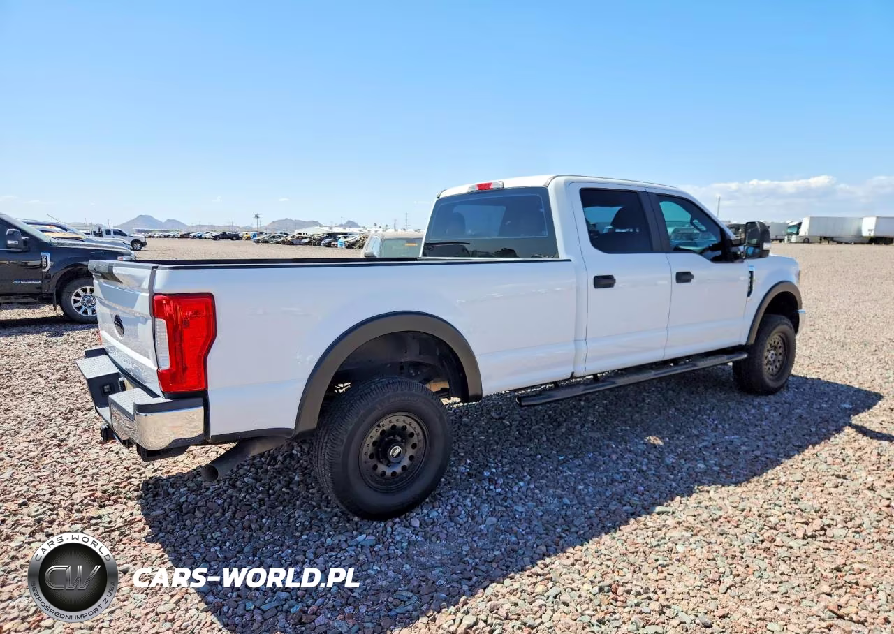 2018 Ford F350 Super Duty VIN:1FT8W3B67JEB31595 - 3