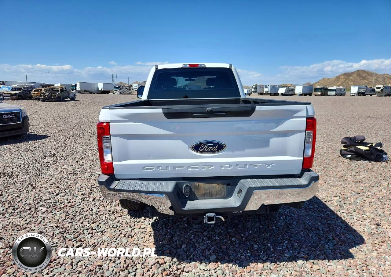 2018 Ford F350 Super Duty VIN:1FT8W3B67JEB31595 - 6