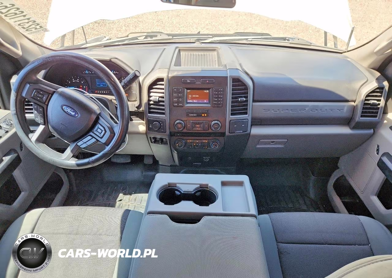 2018 Ford F350 Super Duty VIN:1FT8W3B67JEB31595 - 8