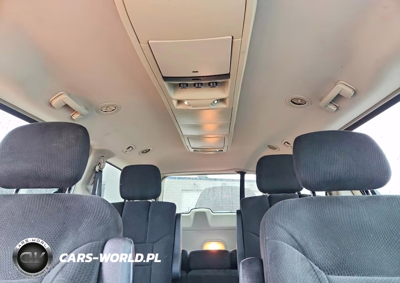 2011 Dodge Grand Caravan Crew VIN:2D4RN5DG8BR769824 - 10