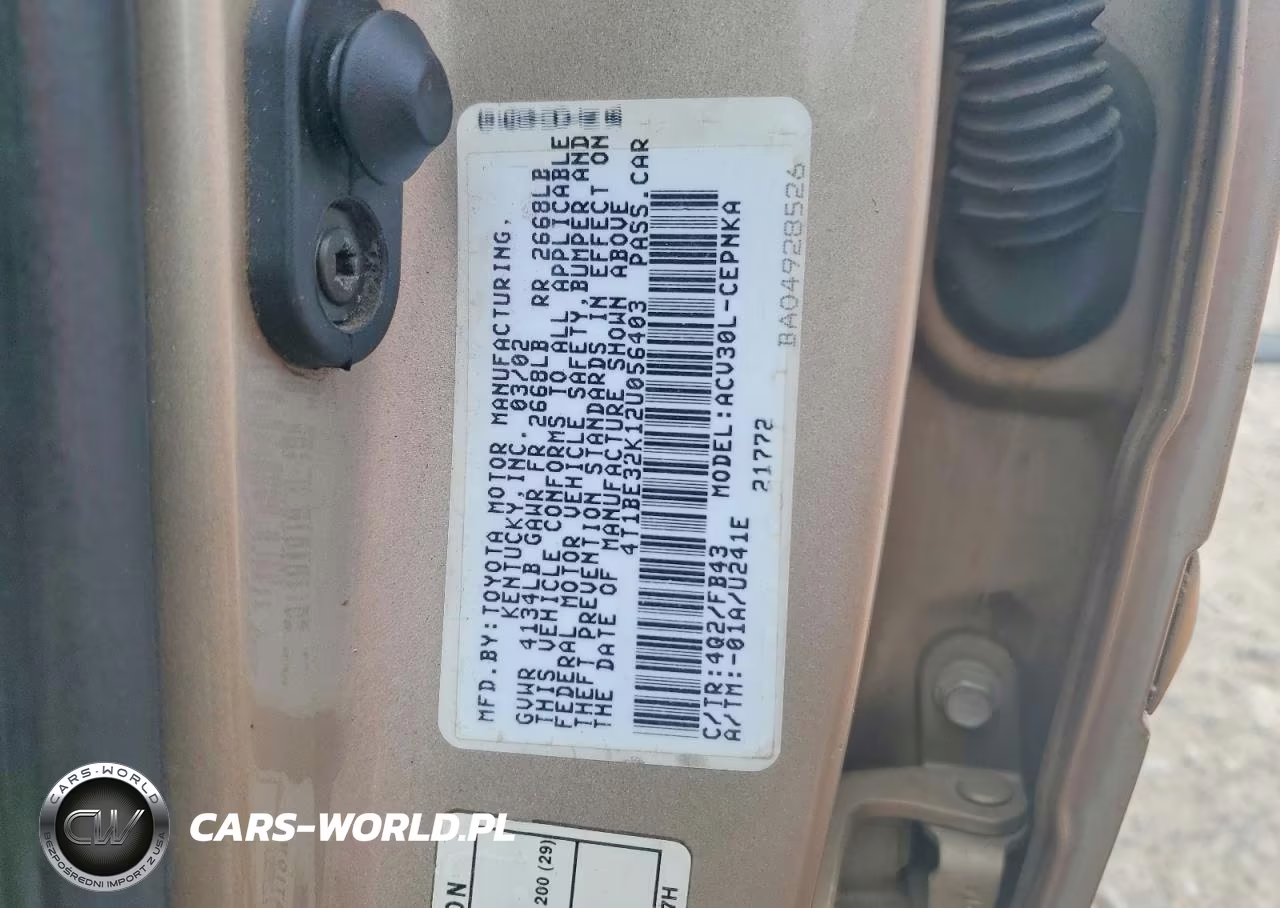 2002 Toyota Camry Le VIN:4T1BE32K12U056403 - 12