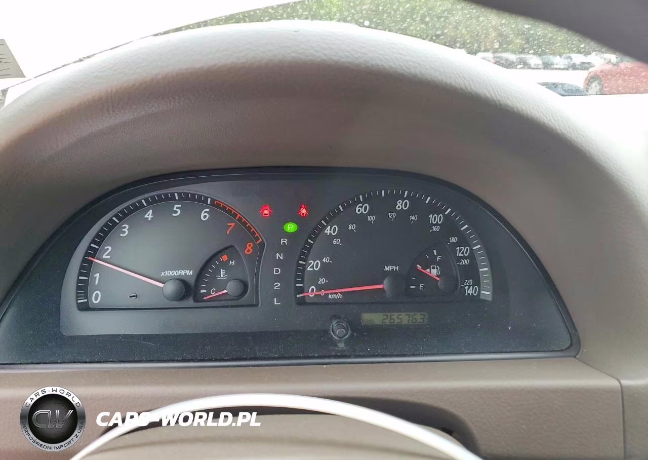 2002 Toyota Camry Le VIN:4T1BE32K12U056403 - 9