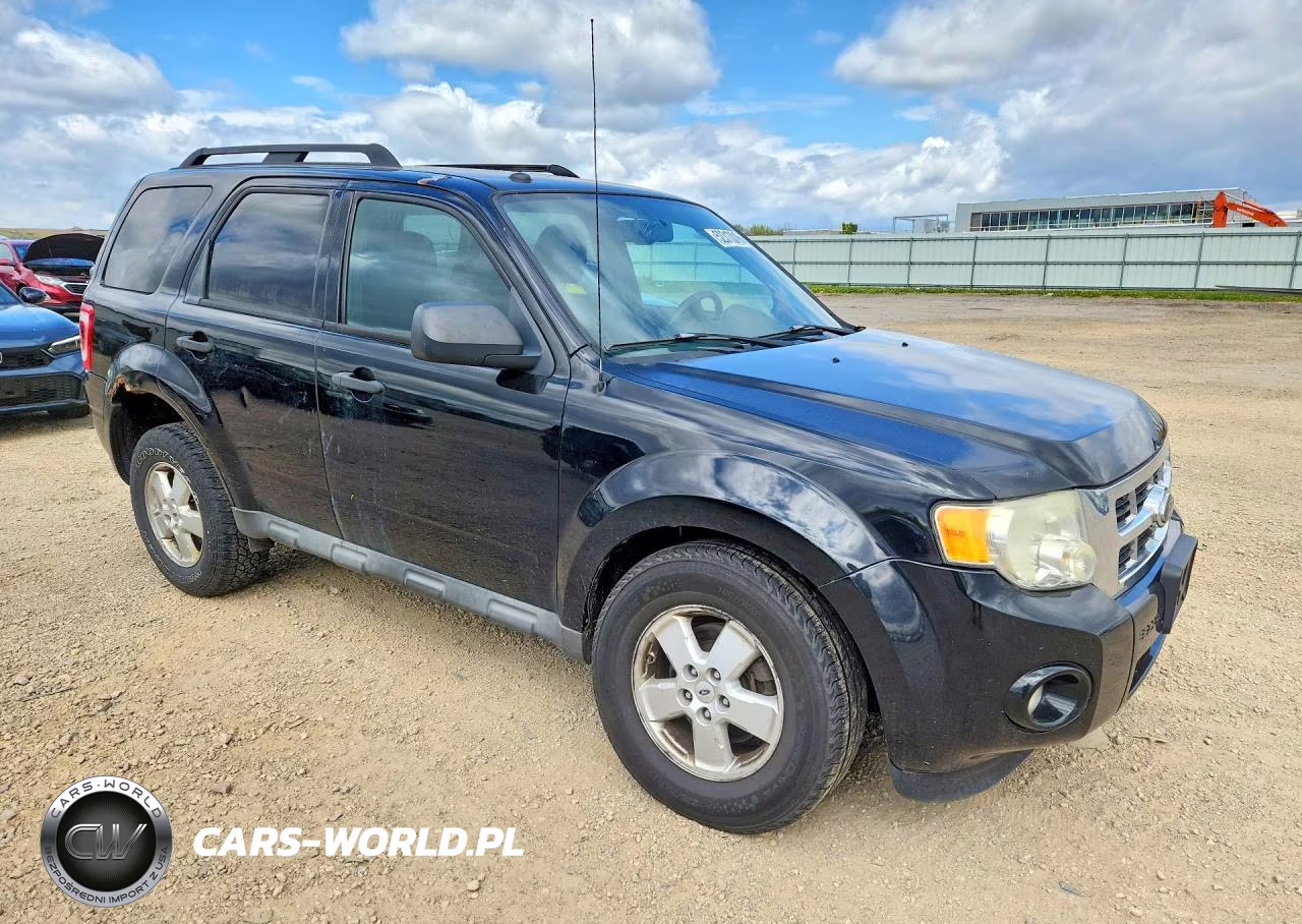 2010 Ford Escape Xlt VIN:1FMCU9DG7AKA12838 - 4