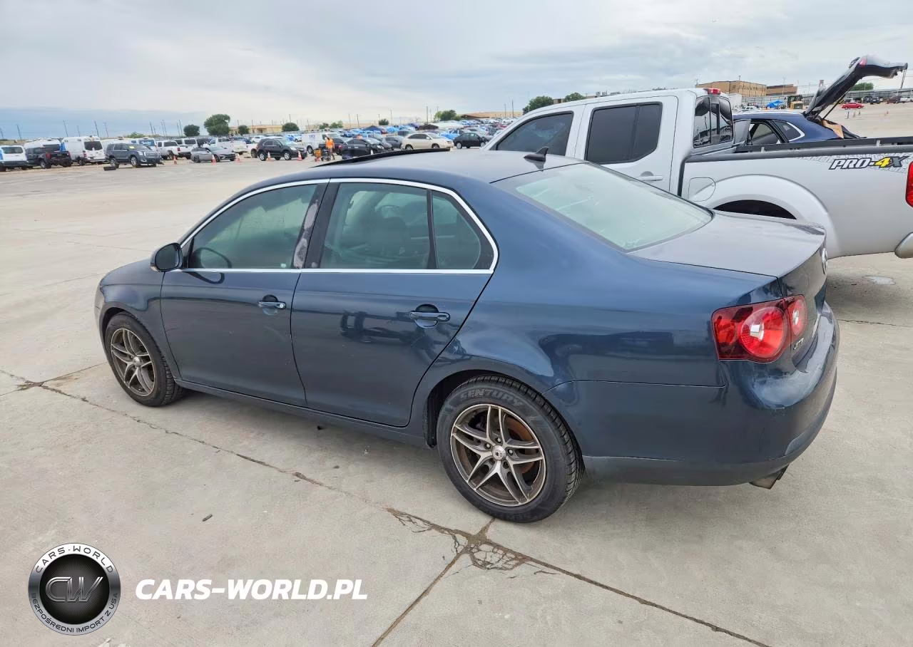2008 Volkswagen Jetta Se VIN:3VWRM71K98M013761 - 2