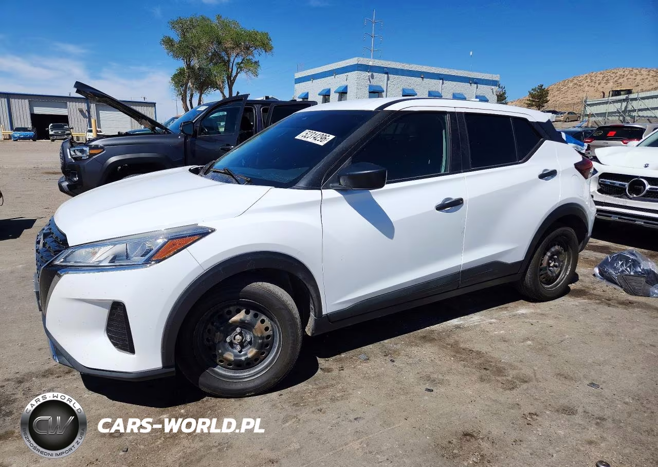 2021 Nissan Kicks S