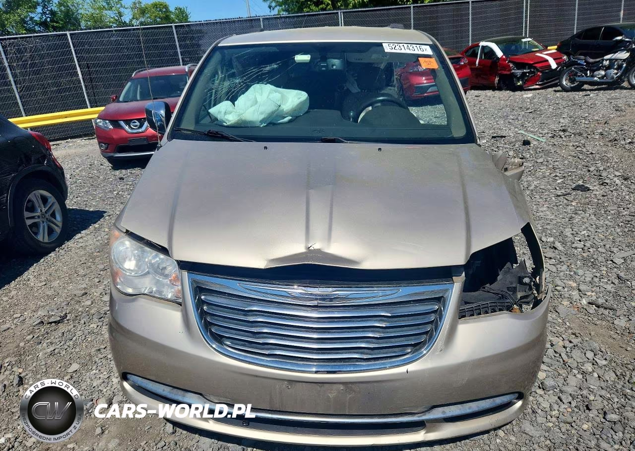 2014 Chrysler Town & Country Touring L VIN:2C4RC1CG0ER241762 - 5