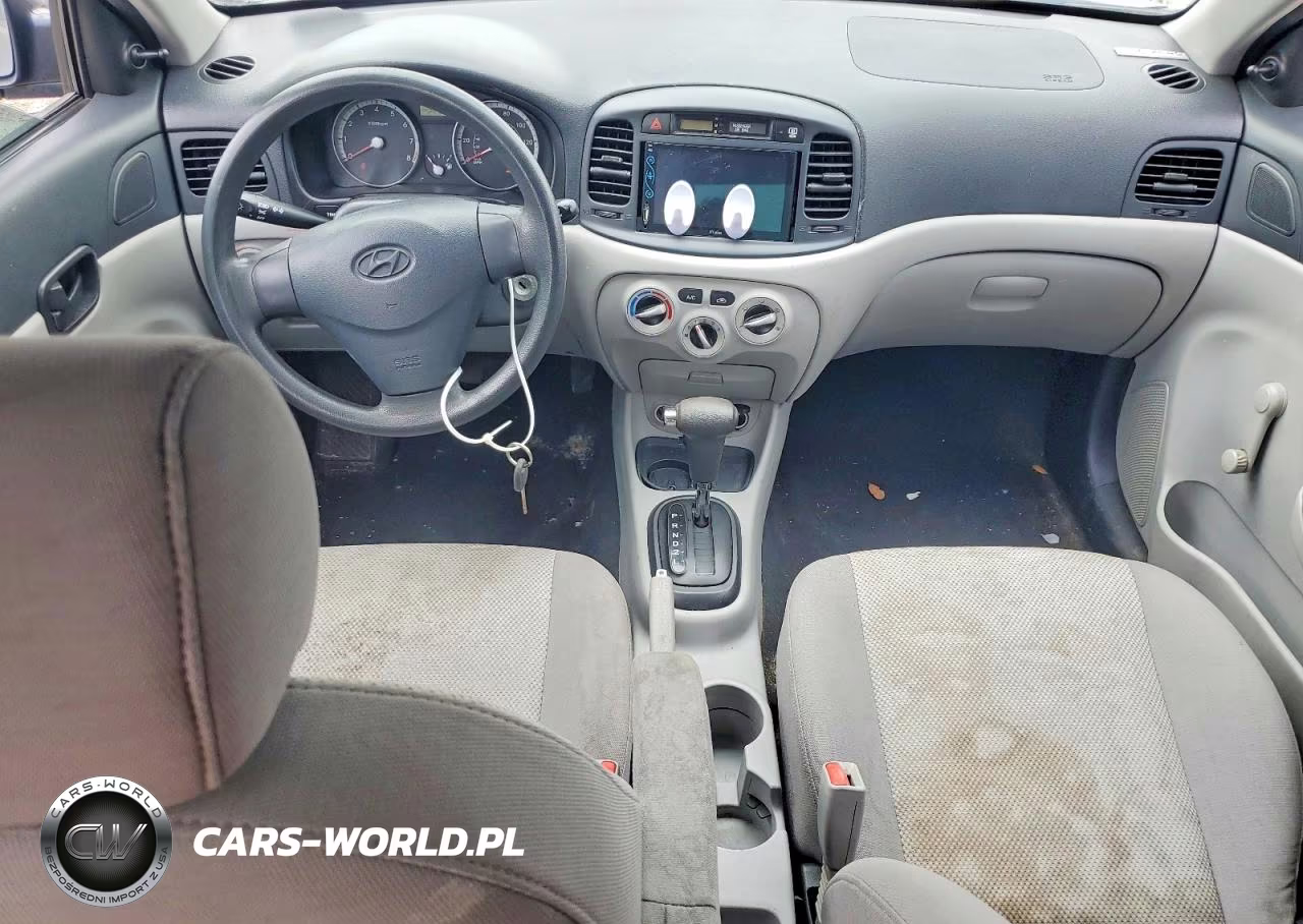 2009 Hyundai Accent Gls VIN:KMHCN46C09U288756 - 8