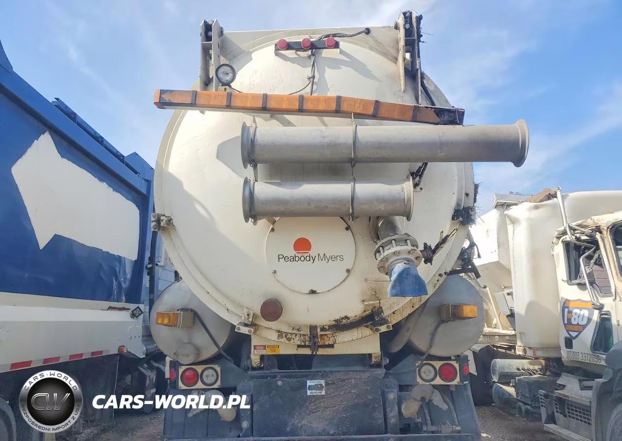 1993 Ford L-Series L - Tank Truck VIN:1FDZU82E2PVA40009 - 6