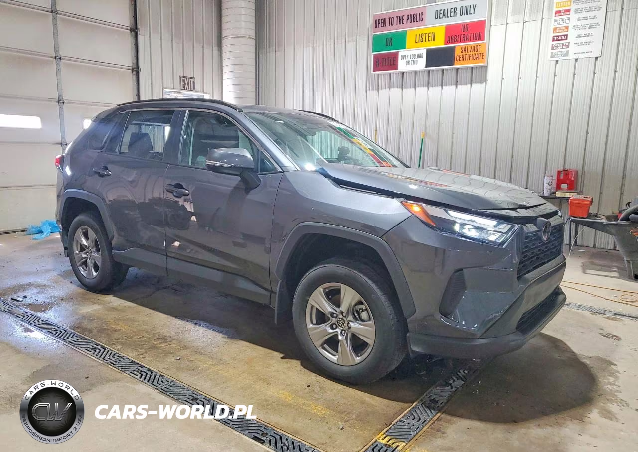 2025 Toyota Rav4 Xle VIN:2T3P1RFV9SW561749 - 4