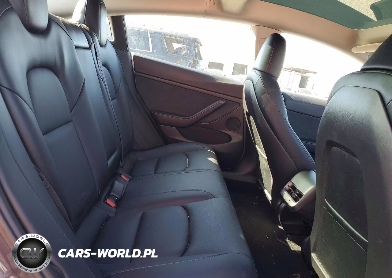 2023 Tesla Model 3 VIN:5YJ3E1EA5PF692323 - 10