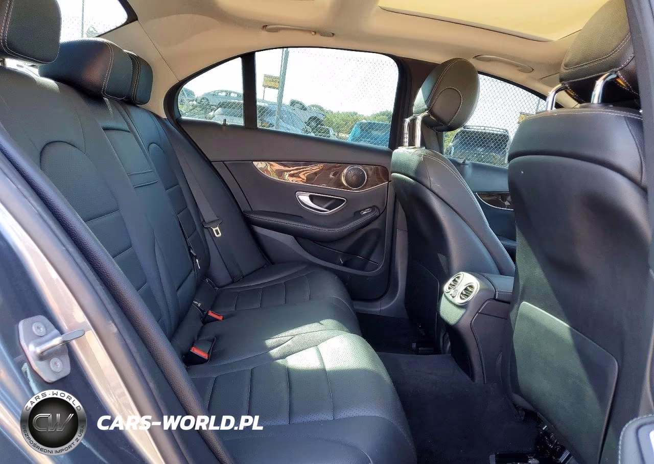 2018 Mercedes-Benz C 300 4Matic VIN:WDDWF4KB6JR311451 - 10