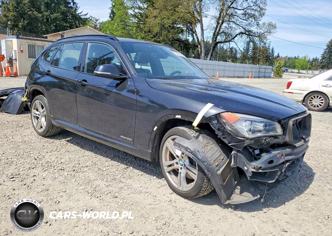 2015 BMW X1 xDrive35I VIN:WBAVM5C50FVV93799 - 4