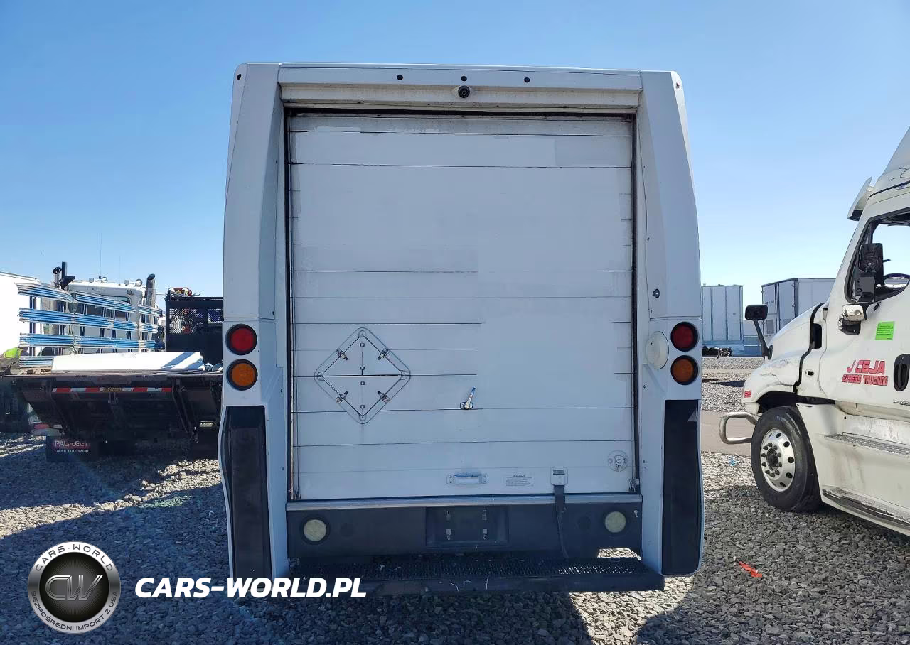 2016 Isuzu Reach Delivery Truck VIN:JALB4T170G7W00396 - 6