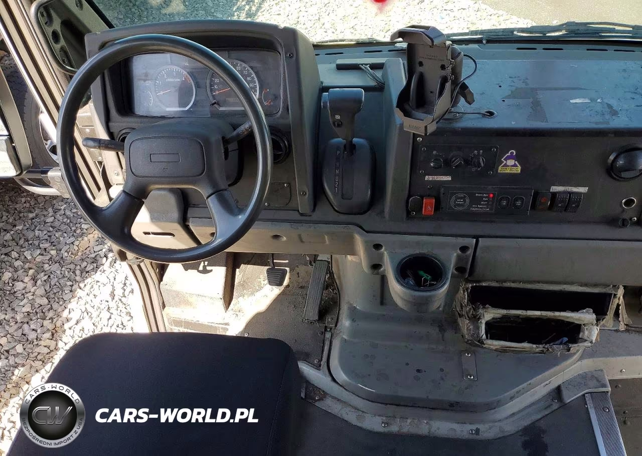 2016 Isuzu Reach Delivery Truck VIN:JALB4T170G7W00396 - 8