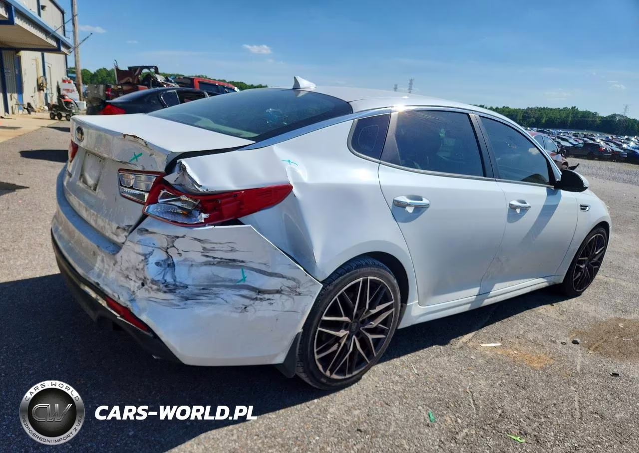 2018 Kia Optima Lx VIN:5XXGT4L32JG183548 - 3