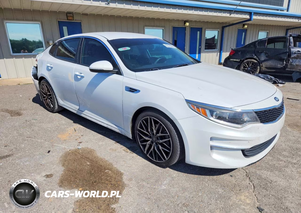 2018 Kia Optima Lx VIN:5XXGT4L32JG183548 - 4