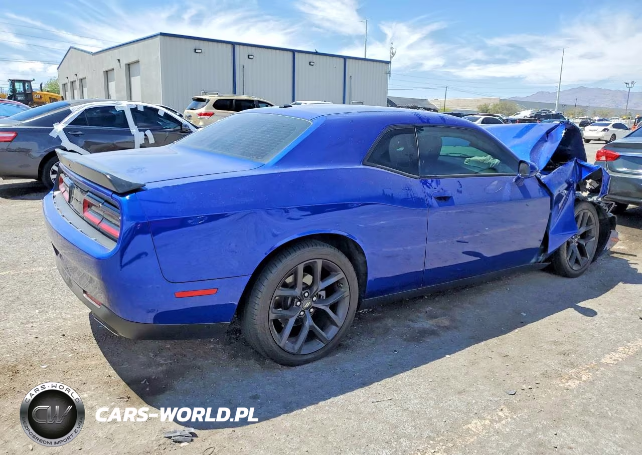 2021 Dodge Challenger Sxt VIN:2C3CDZAG0MH607264 - 3