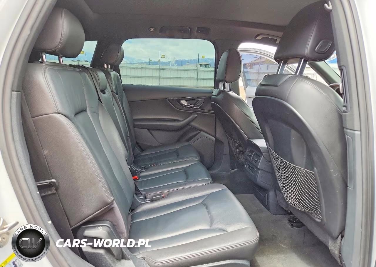 2017 Audi Q7 Premium VIN:WA1AAAF77HD008171 - 11