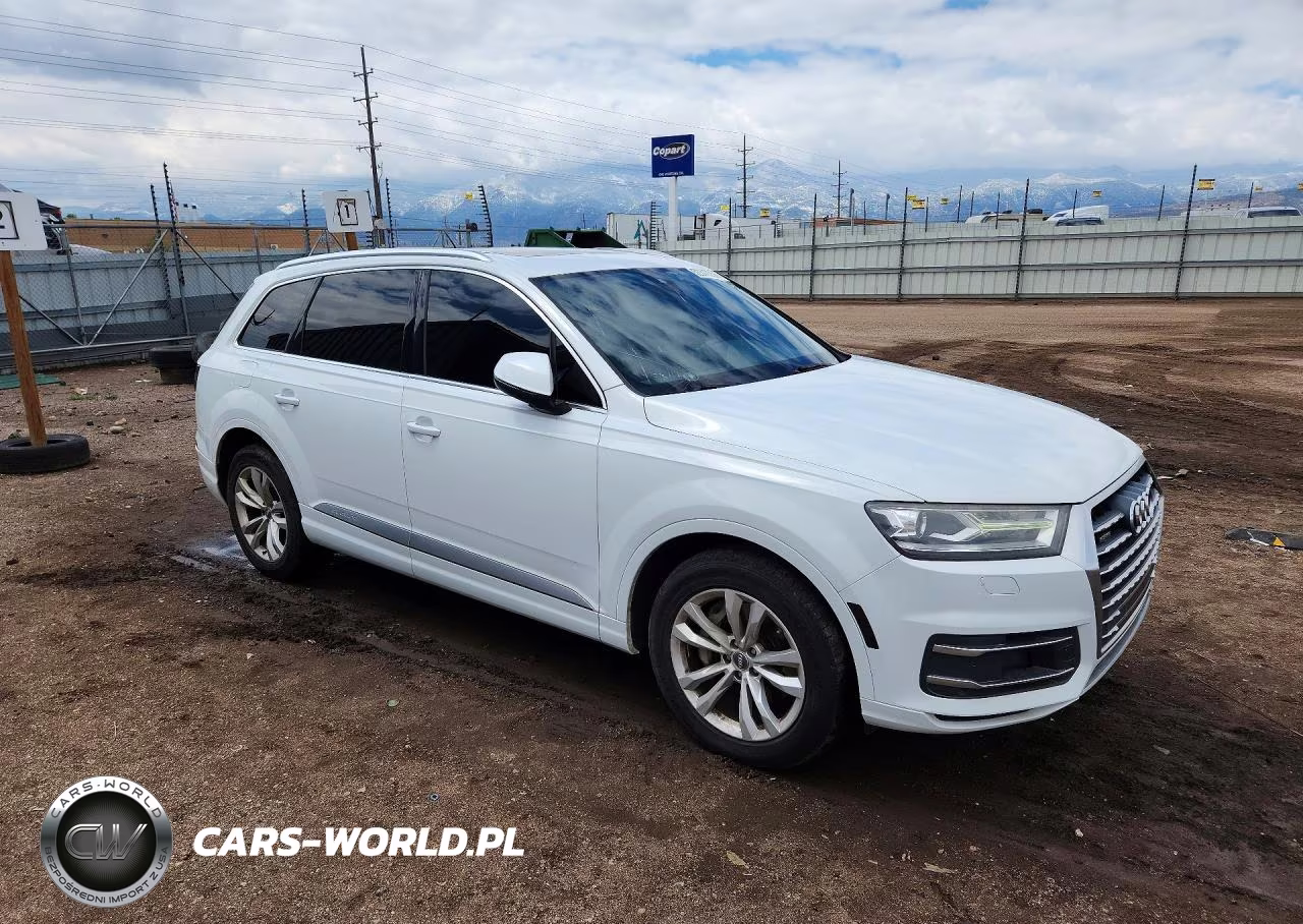2017 Audi Q7 Premium VIN:WA1AAAF77HD008171 - 4