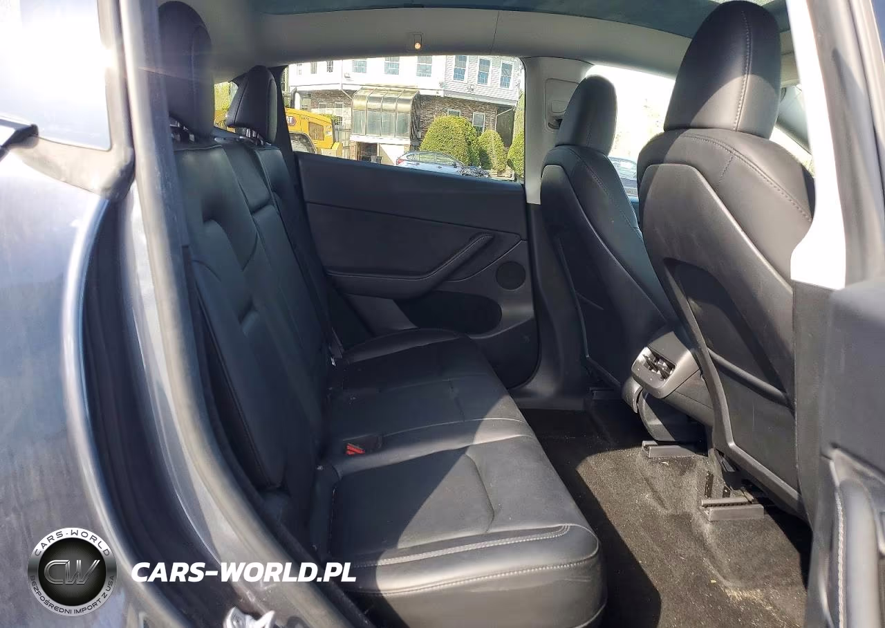 2023 Tesla Model Y VIN:7SAYGDEE9PF757326 - 11