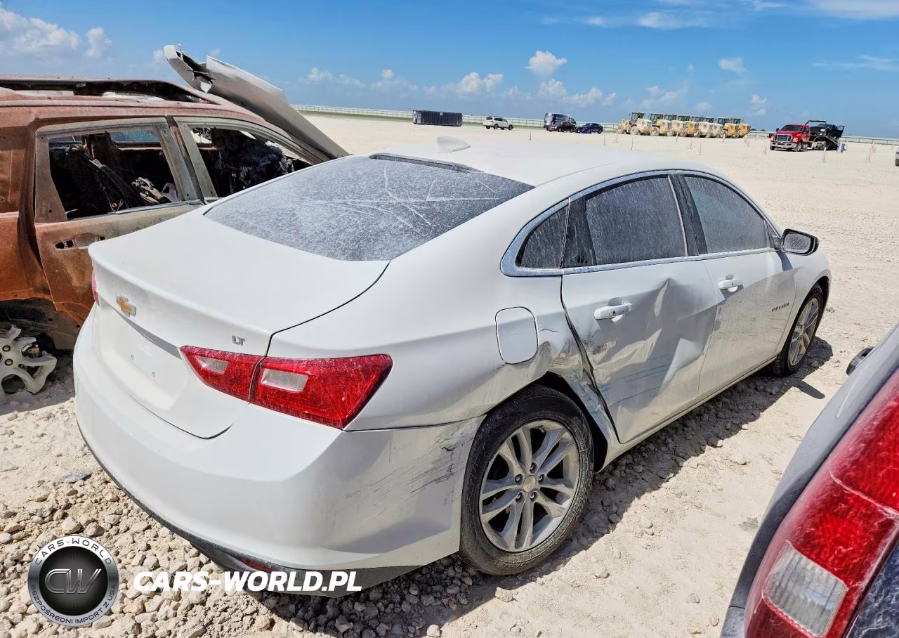 2017 Chevrolet Malibu Lt VIN:1G1ZE5ST3HF223034 - 3
