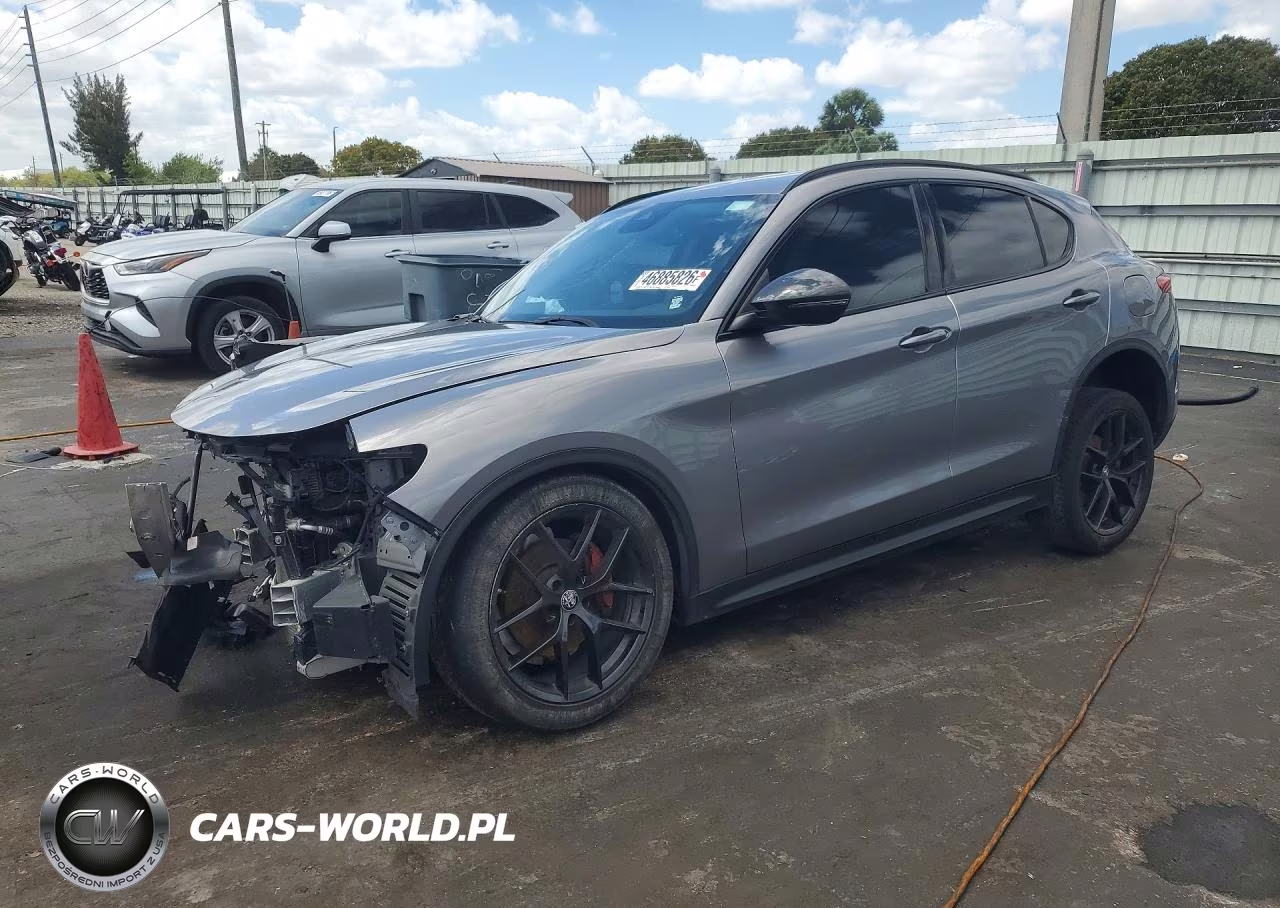 2020 Alfa Romeo Stelvio