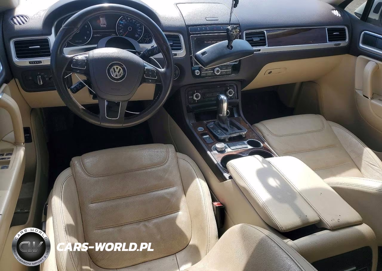 2015 Volkswagen Touareg V6 VIN:WVGEF9BP1FD007460 - 8