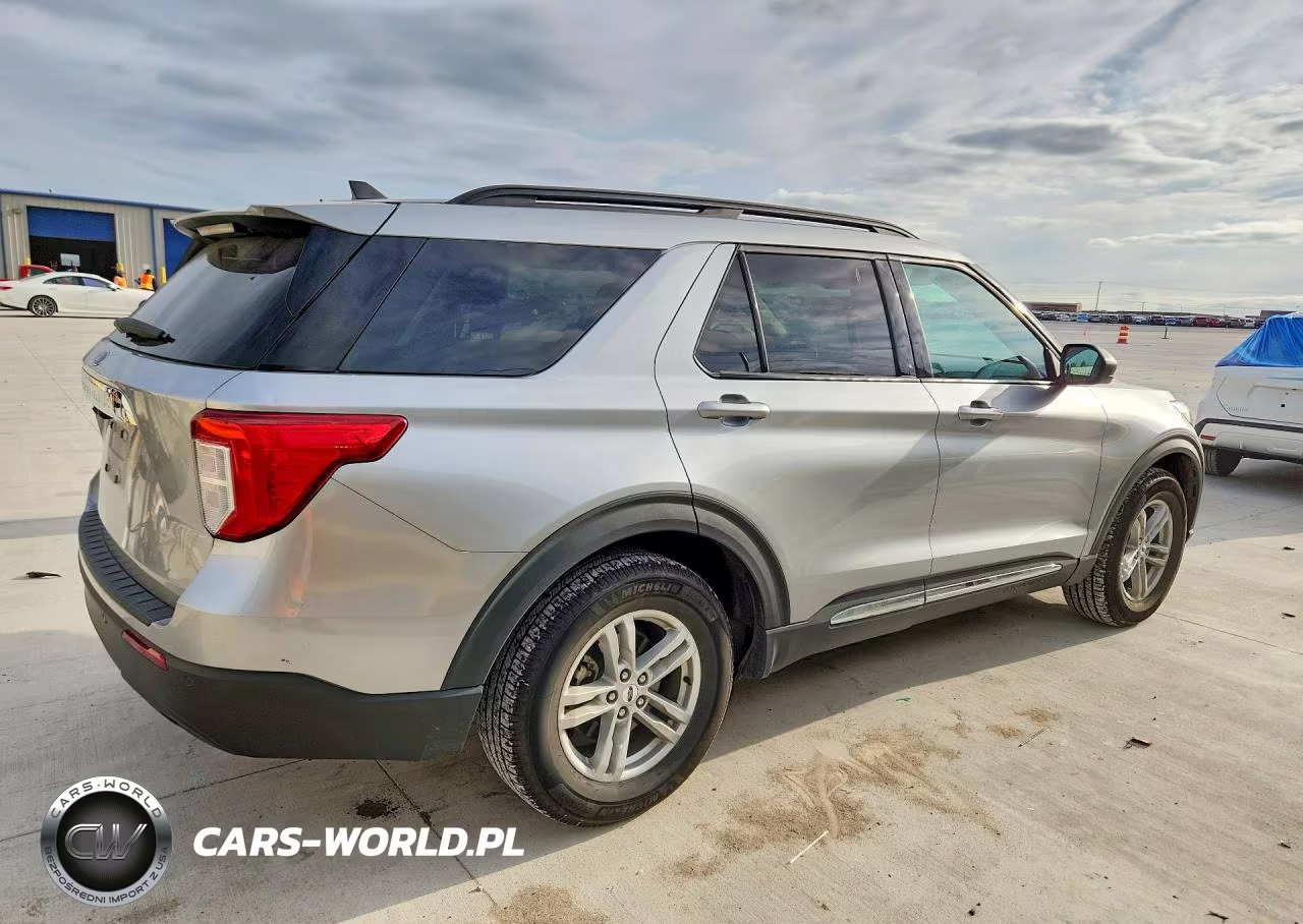2023 Ford Explorer Xlt VIN:1FMSK7DH0PGB90892 - 3