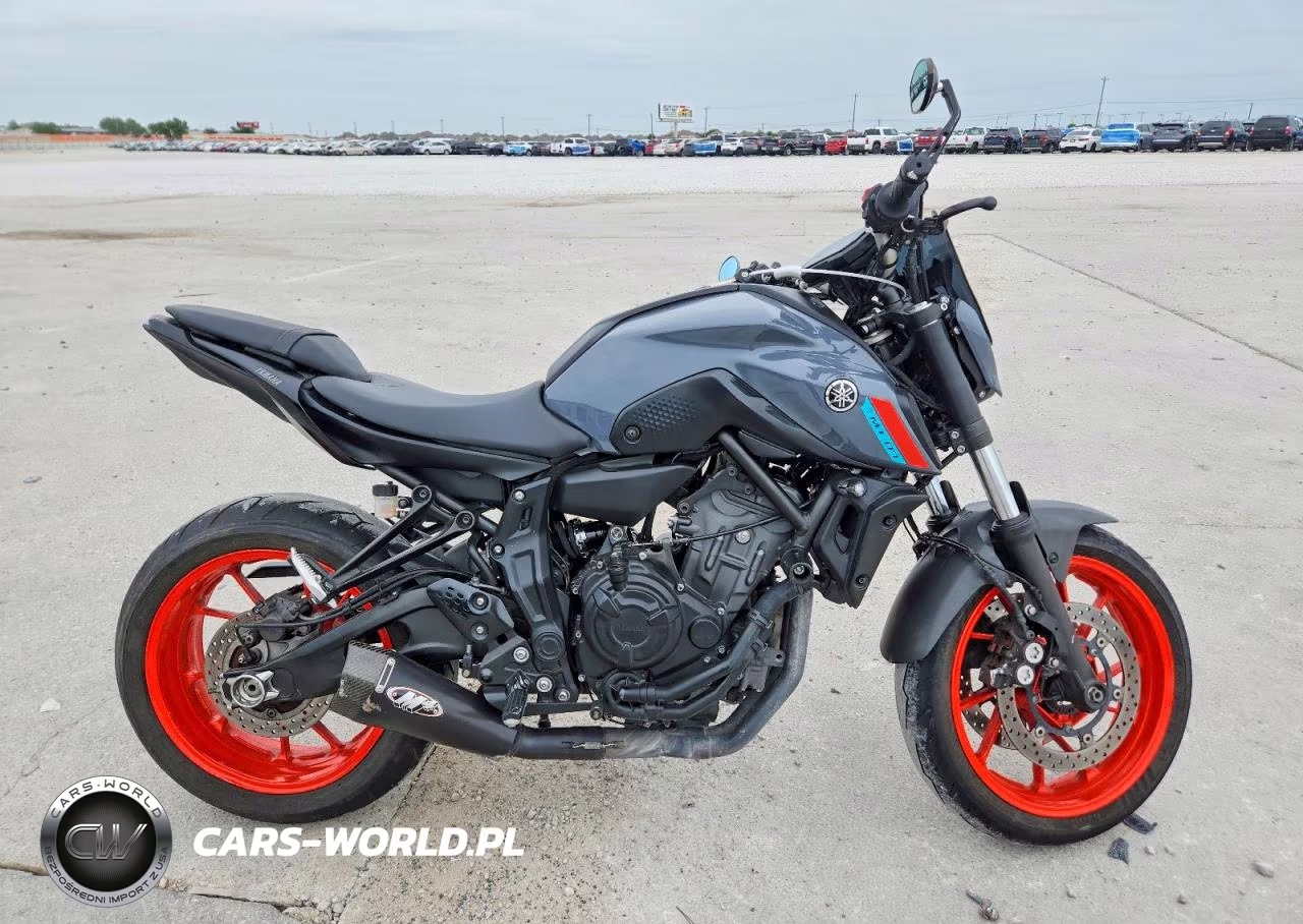 2021 Yama Mt07