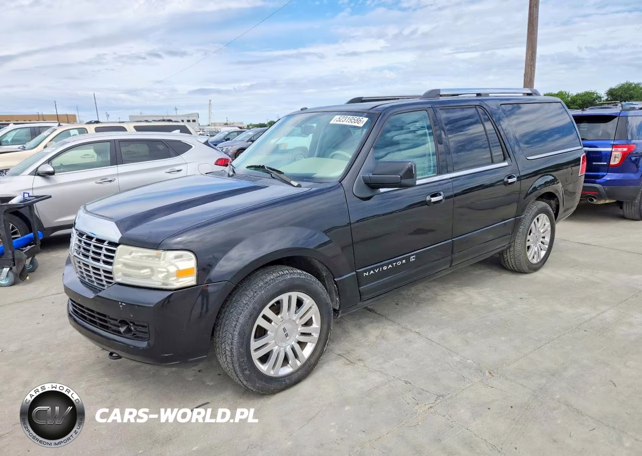 2011 Lincoln Navigator L