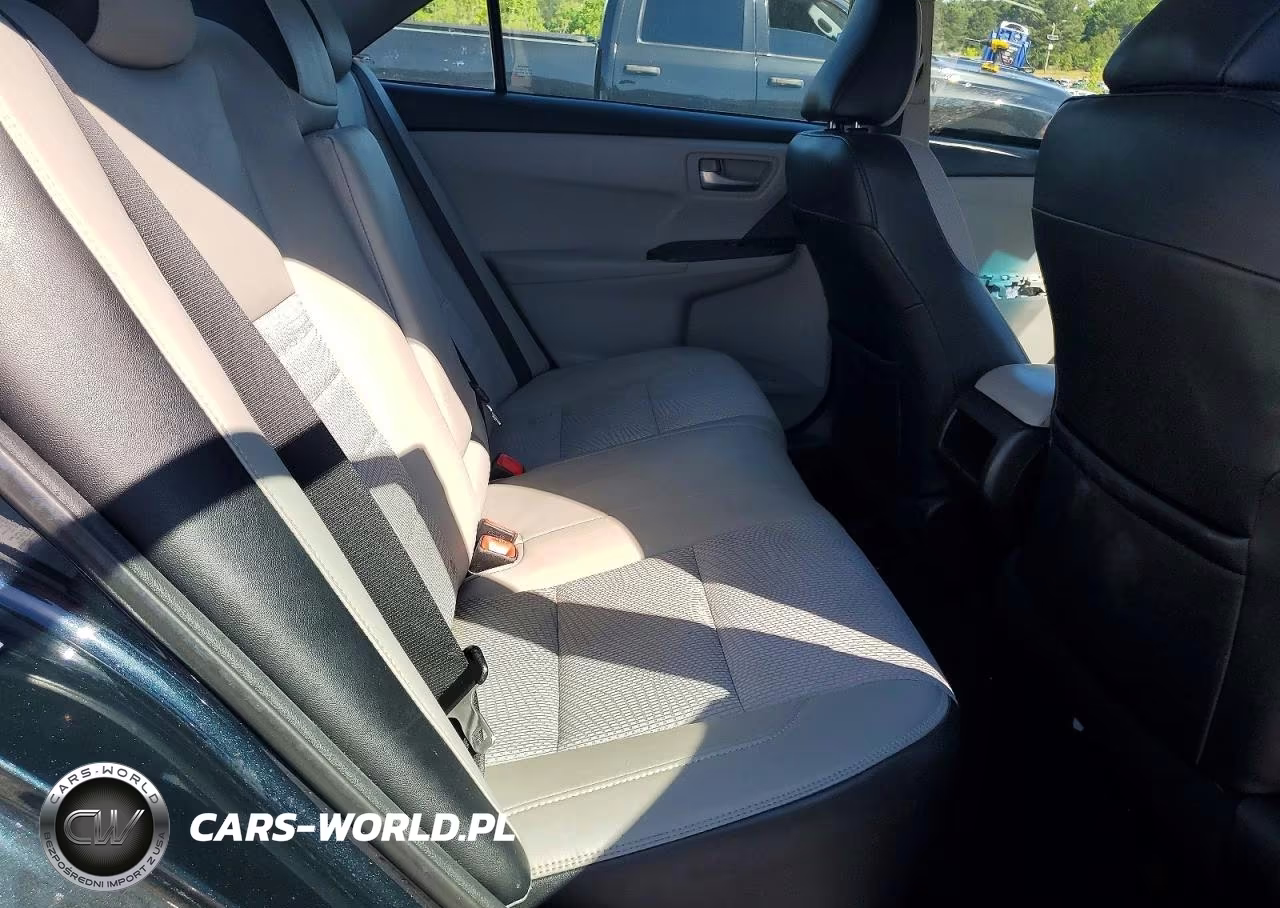 2017 Toyota Camry Se VIN:4T1BF1FK4HU746702 - 10