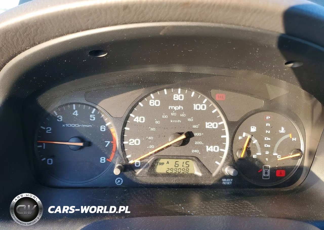 2001 Honda Accord Lx VIN:JHMCG56411C000295 - 9